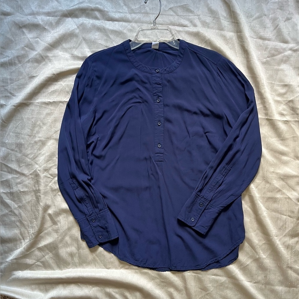 Old Navy Deep Blue Garment - Picture 3 of 8